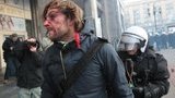 В Польше на День Независимости устроили побоище: применяли слезоточивый газ и водометы. ФОТОрепортаж