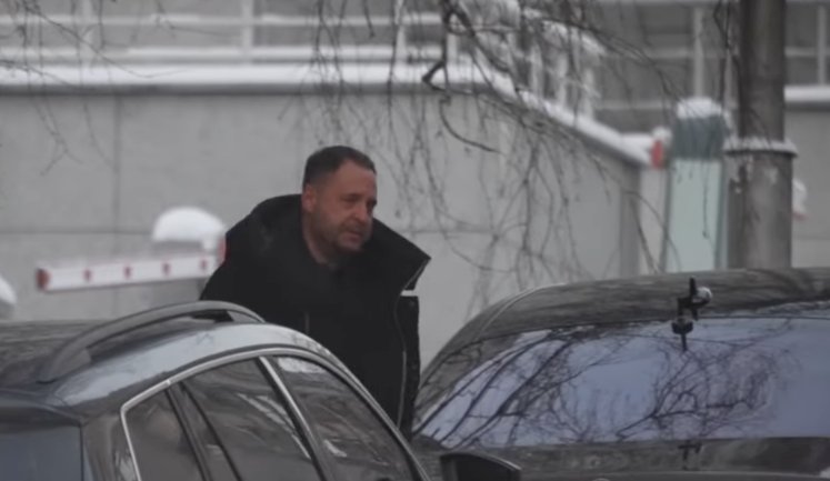 Єрмаку місце не в бані, яку охороняє держохорона за наші податки, а за ґратами, - Каленюк