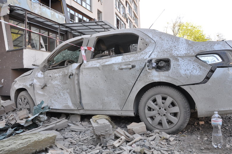 Наслідки обстрілу в Києві 28 квітня 11