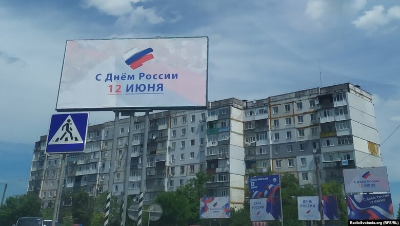 Жінку одну роздягли до пояса на морозі і змушували читати газету, – як живе Бердянськ в окупації 02