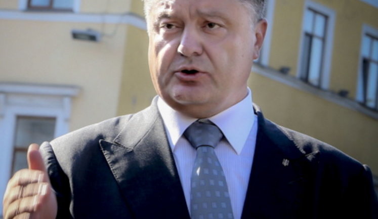 Порошенко: Украина не должна отказываться от угля с оккупированного Донбасса