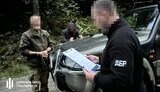 Правоохоронець на Буковині допомагав ухилянтам нелегально перетинати кордон