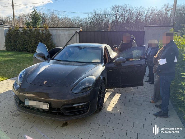 Кіберзлочинна група: на Закарпатті затримано співучасника