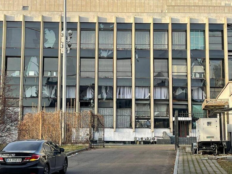Fragments of Russian rocket fell on stadium in Sviatoshyn district of Kyiv, - PO 03