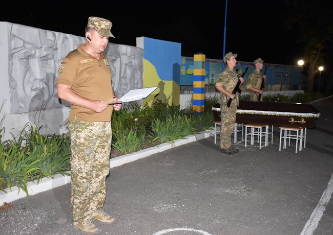 С воином 28-й ОМБр Сергеем Цепухом, погибшим от пули снайпера на Донбассе, простятся завтра на Волыни 01