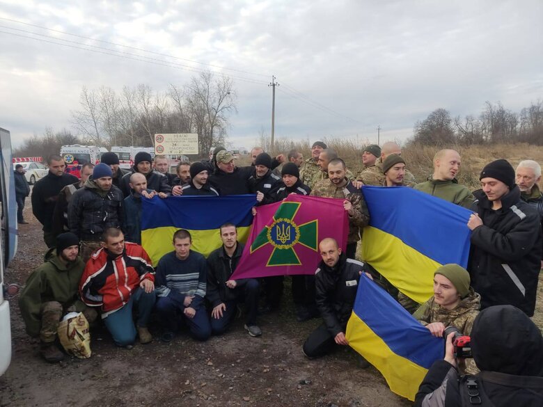 Today, 50 Ukrainian soldiers were returned from Russian captivity 01