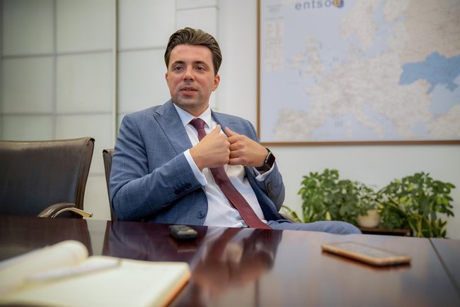 Керівник Укренерго Кудрицький про торгові стратегії держмонополій, звинувачення у корупції та зелену металургію. Частина 2 04