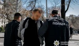 У Києві викрито схему незаконної легалізації іноземців