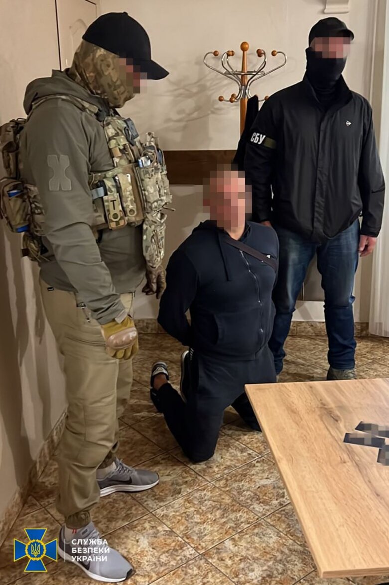 СБУ затримала депутата-кума Медведчука. Він займався рекетом на Закарпатті 03