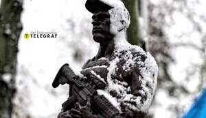 Monument to Dmytro Kotsiubailo unveiled at Askold’s Grave in Kyiv. PHOTOS
