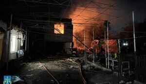 РФ атакувала Одесу "шахедами": поранено одну особу, пошкоджено будинки та СТО. ФОТОрепортаж