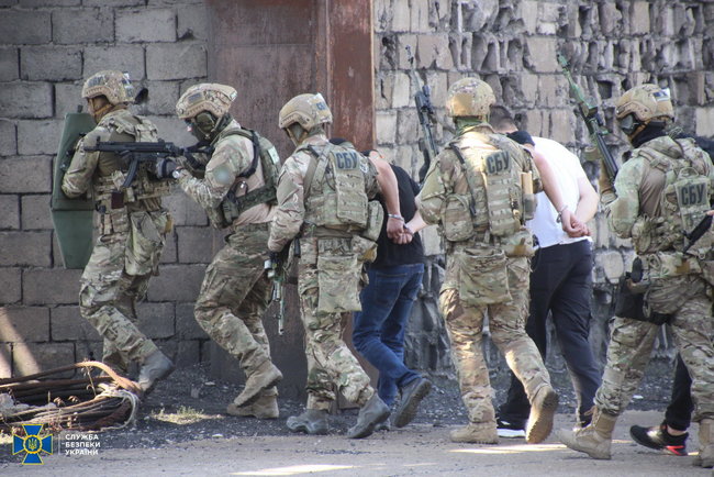 Перший заступник начальника ГУ СБУ у Донецькій і Луганській областях Євген Русінов: Особа з ОРДЛО, яка проголосувала на виборах в РФ, про це може навіть не знати 06