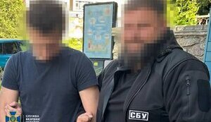 Хотіли знищити житло ветерана ЗСУ та об’єкти "УЗ": СБУ затримала шістьох підпалювачів. ФОТОрепортаж