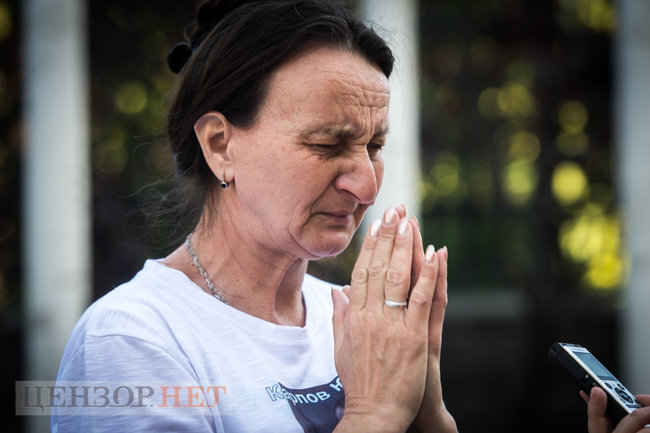 Він вам не дзвонить - значить, його вже нема. Матері військовслужбовців розповіли про те, чому ніхто не шукає зниклих на Донбасі 09
