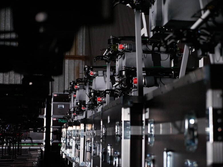 Армия дронов передала более 900 разведывательных, ударных и секретных БПЛА на фронт 01 Армия дронов передала более 900 разведывательных, ударных и секретных БПЛА на фронт 01