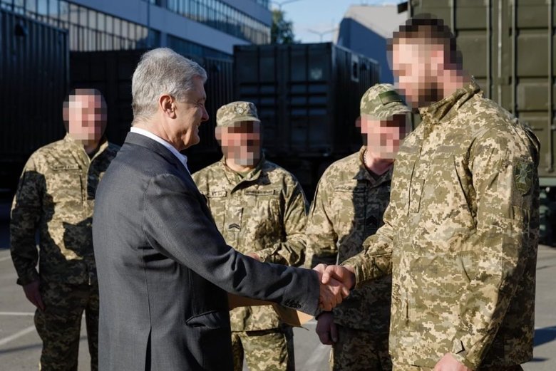 Порошенко виступив проти збільшення видатків на силовиків у тилу