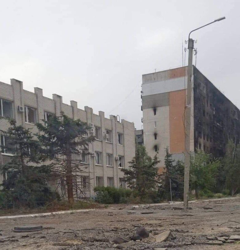 Росіяни вручають повістки чоловікам з Лисичанська та Сєверодонецька, - Гайдай 04