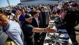 Зеленський у Маріуполі ознайомився з роботою підрозділів морської охорони в Азовському морі. ВІДЕО+ФОТОрепортаж