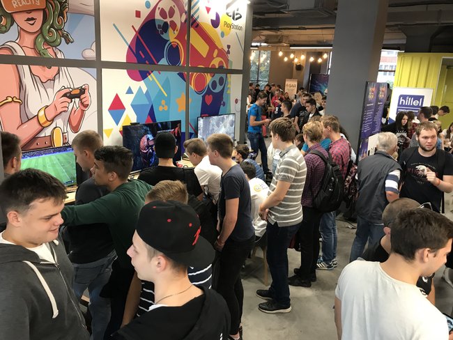 На первом CitrusFunFest были выбраны 20 амбассадоров Цитруса 05