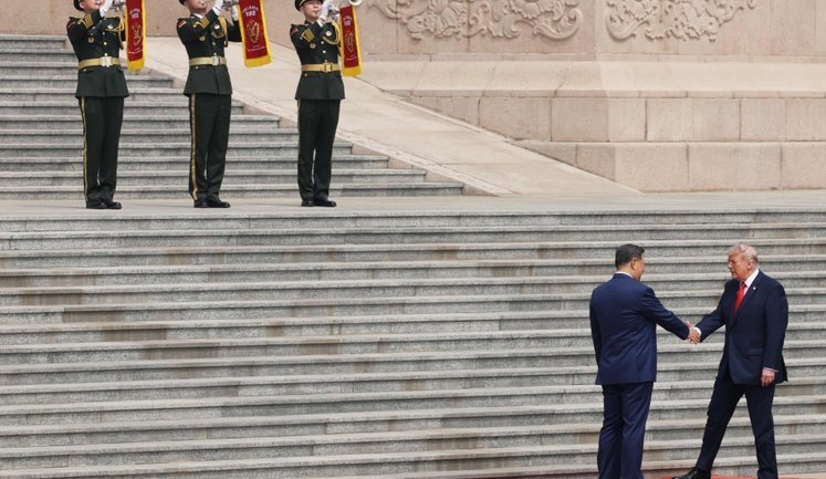Trump and Xi Jinping held talks: U.S. and China should be partners
