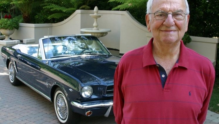 В США умер создатель автомобиля Ford Mustang