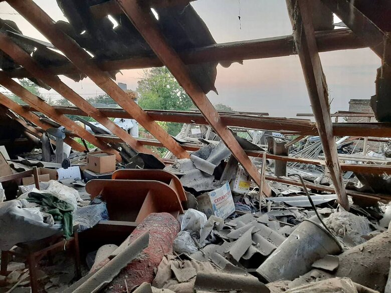 Russians shelled two districts of Dnipropetrovsk region. Damaged houses, enterprises and road, - RMA 06