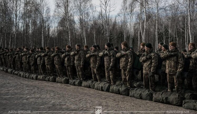 Що б не казали іноземні політики - останнє слово за фронтом, - командир "Азову" Прокопенко