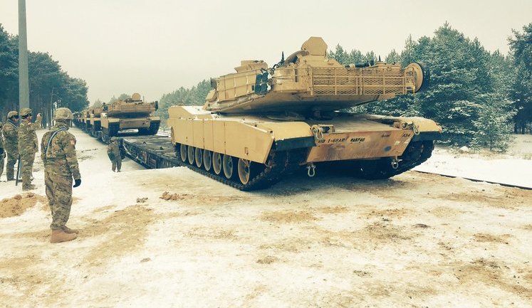 Перші танки M1 "Абрамс" зі США прибули до Польщі для захисту східних кордонів НАТО. ФОТОрепортаж+ВІДЕО