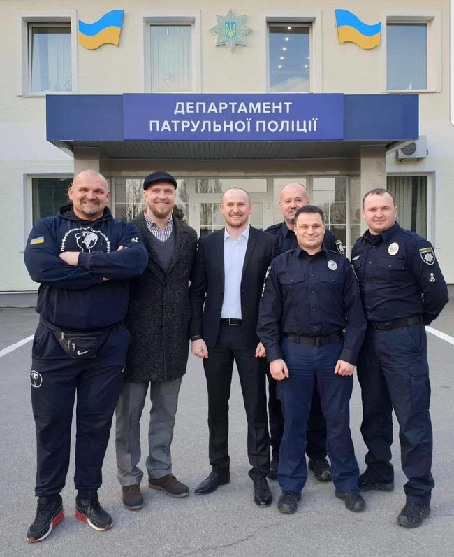 Начальник департаменту патрульної поліції Національної поліції України, полковник Євгеній Жуков: Патрульна поліція стала першим кроком до змін у країні, але суспільство змінюватися не хоче 04
