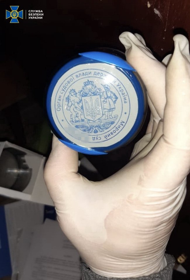 СБУ заблокировала деятельность разветвленной антиукраинской сети, координировавшейся из-за границы 03