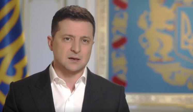 Вакциновані українці зможуть отримати 1000 грн, - Зеленський. ВIДЕО