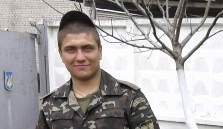 Останки украинского воина Вадима Федорченко, погибшего в боях за Дебальцево в 2015 году, перезахоронят завтра на Харьковщине. ФОТО
