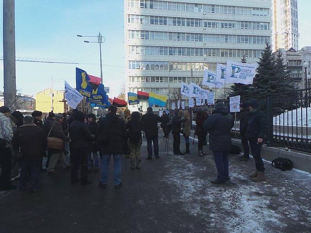 закон кс пикет языковой