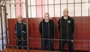 Окупанти влаштували судилище над українськими полоненими