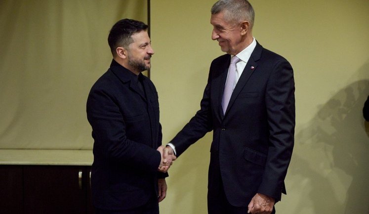 Зеленський обговорив із Бабішем посилення співпраці та подальші кроки для вступу України до ЄС