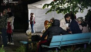 Последствия атаки "Шахедов" на Черкассы: ранен человек, горели дома, общежитие и склад. ВИДЕО+ФОТО
