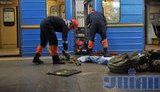 В столичном метро на рельсы упал пассажир. ФОТО (Обновлено)