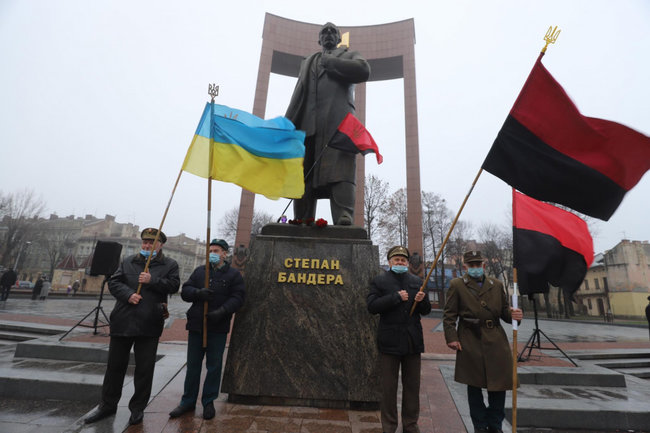 Во Львове отметили день рождения Бандеры 07