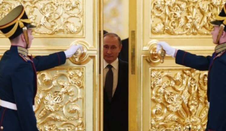 У Кремлі заявили про готовність росіян терпіти "додаткове навантаження" на тлі підвищення ПДВ