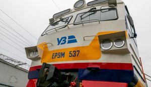 "Укрзалізниця" відновила електропоїзд, побудований 46 років тому