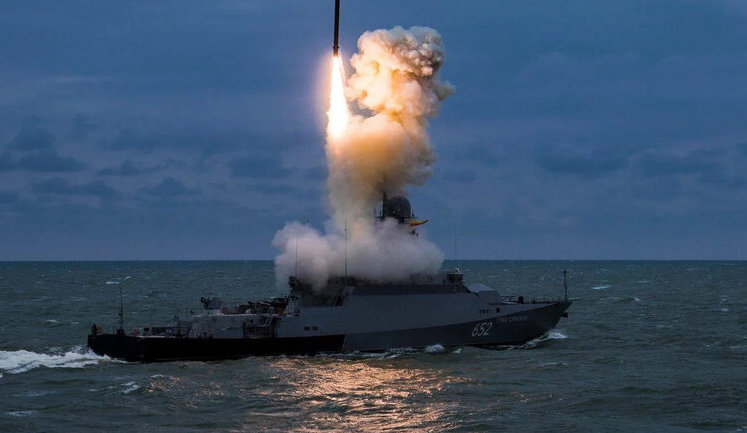 Росія запустила "Калібри" з Чорного моря та крилаті ракети зі стратегічної авіації, - ПС (оновлено)