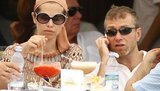 Абрамович потратил несколько миллионов долларов на рождение дочери. ФОТО