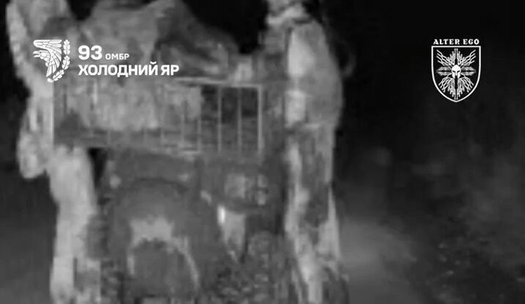 НРК бойцов 93-й бригады "Холодний Яр" обезвредил дроны-"ждуны" и помог в эвакуации бойцов. ВИДЕО