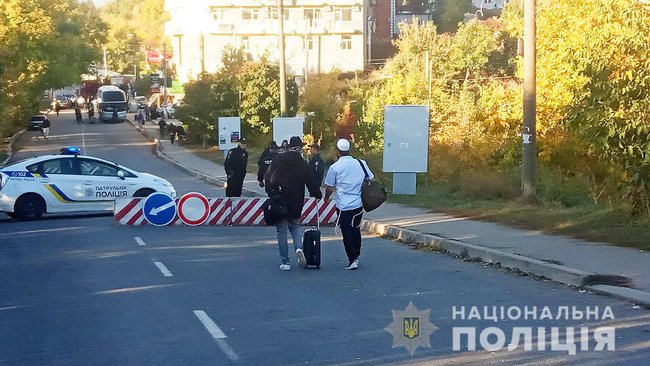 Паломники-хасиди організовано залишають Умань, - поліція 01