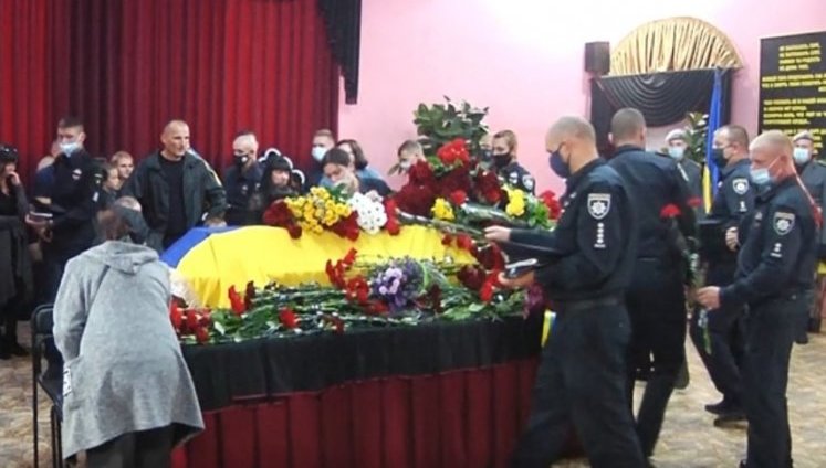Курсанта Олександра Клевця, який загинув у катастрофі Ан-26 під Чугуєвом, поховали на Херсонщині. ВІДЕО+ФОТОрепортаж