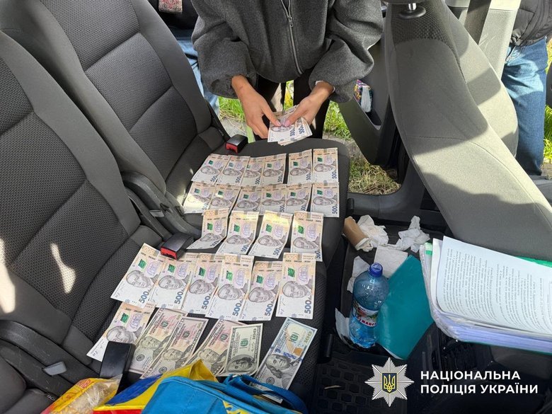 На Київщині поліцейські викрили дві корупційні схеми