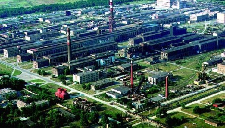 Кабмін заради Фірташа блокує повернення державі Запорізького титано-магнієвого комбінату