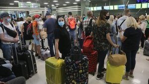 Украина в начале августа вернет ПЦР-тестирование для въезжающих невакцинированных, - Ляшко
