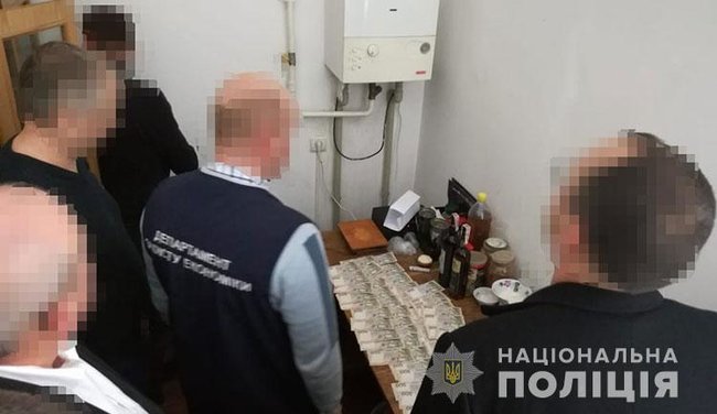 Начальник відділу Західного офісу Держаудитслужби вимагав хабара за непроведення аудиту бюджетних установ, - Нацполіція 02 Начальник відділу Західного офісу Держаудитслужби вимагав хабара за непроведення аудиту бюджетних установ, - Нацполіція 02