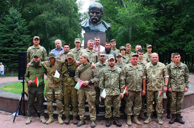 Третю річницю визволення Авдіївки відзначили в центрі міста 04 Третю річницю визволення Авдіївки відзначили в центрі міста 04